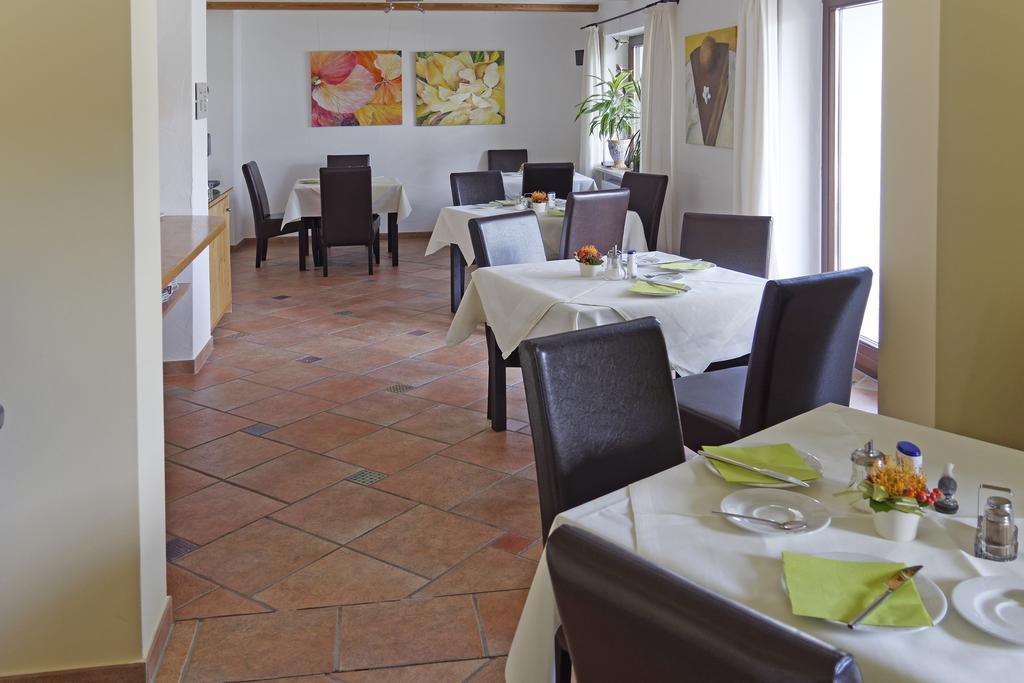 Hotel Garni Mowe Tutzing Exterior photo